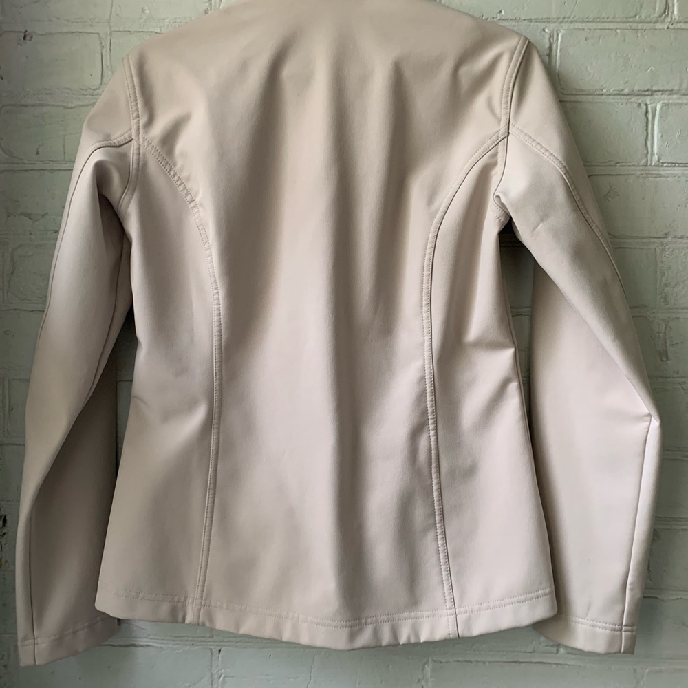 Patagonia soft shell jacket - Picture 4 of 5